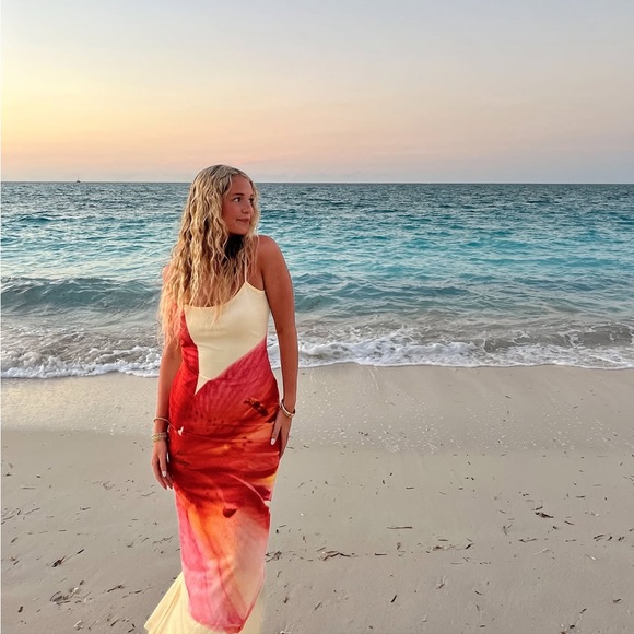 Meet your Posher, Molly - Picture 3 of 4